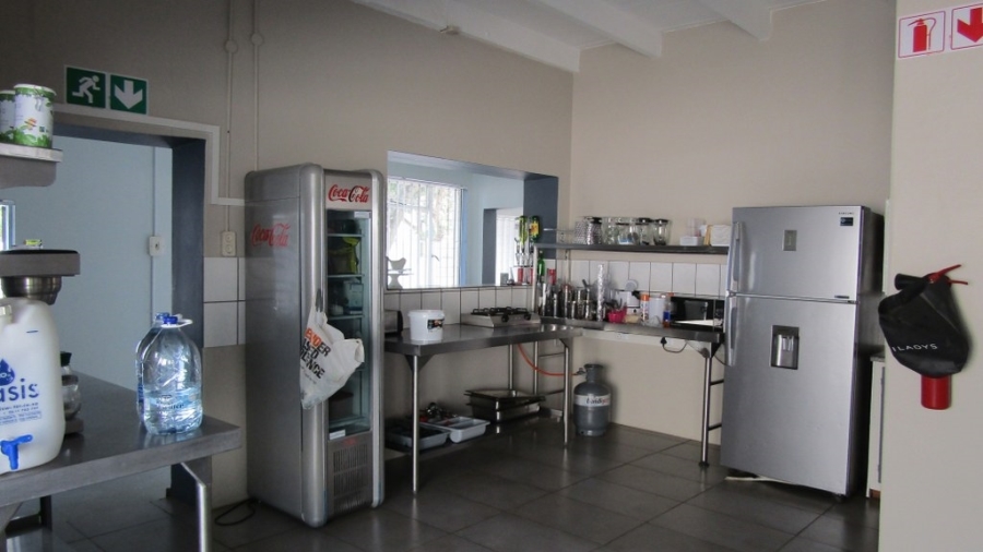 9 Bedroom Property for Sale in Humansdorp Eastern Cape